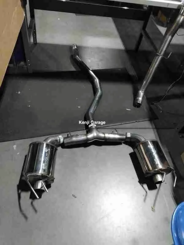 AWE Exhaust 22+ Honda Civic SI / 23+ Acura Integra (Except Type S) 1.5T

Options available:

3020-32331 (Dual Chrome Silver Tips Track Edition)

3020-33331 (Dual Diamond Black Tips Track Edition)

3015-32331 (Dual Chrome Silver Tips Touring Edition)
