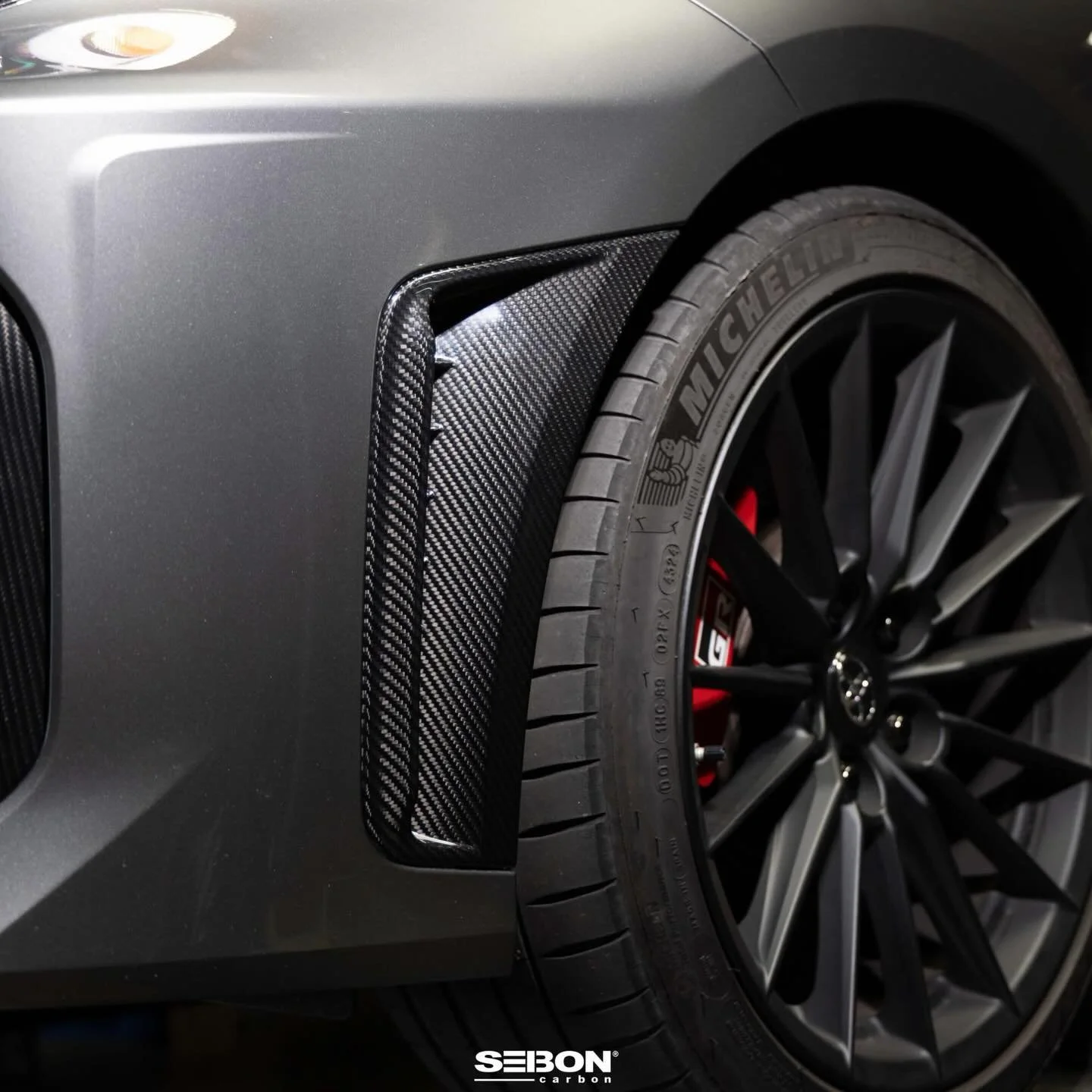 **NEW RELEASE** Seibon Dry Carbon Fiber Bumper Inserts 25-26 Toyota GR Corolla

Part Number: BI25TYGRCOR-DR

Feel free to message us for inquires

🏎 Aftermarket Performance Parts
💰Financing available
📧 info@kenjigarage.com
📲 714-417-2698
🌎 Ship 