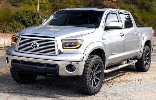 Morimoto 08-17 Toyota Sequoia / 07-13 Toyota Tundra XB Led Headlamps

Part Number: LF533-A-ASM

Details:

The Morimoto XB LED Headlights LF533-A-ASM for 2007-2013 Toyota Tundra and Sequoia owners seeking a modern upgrade for their vehicle&rsquo;s lig