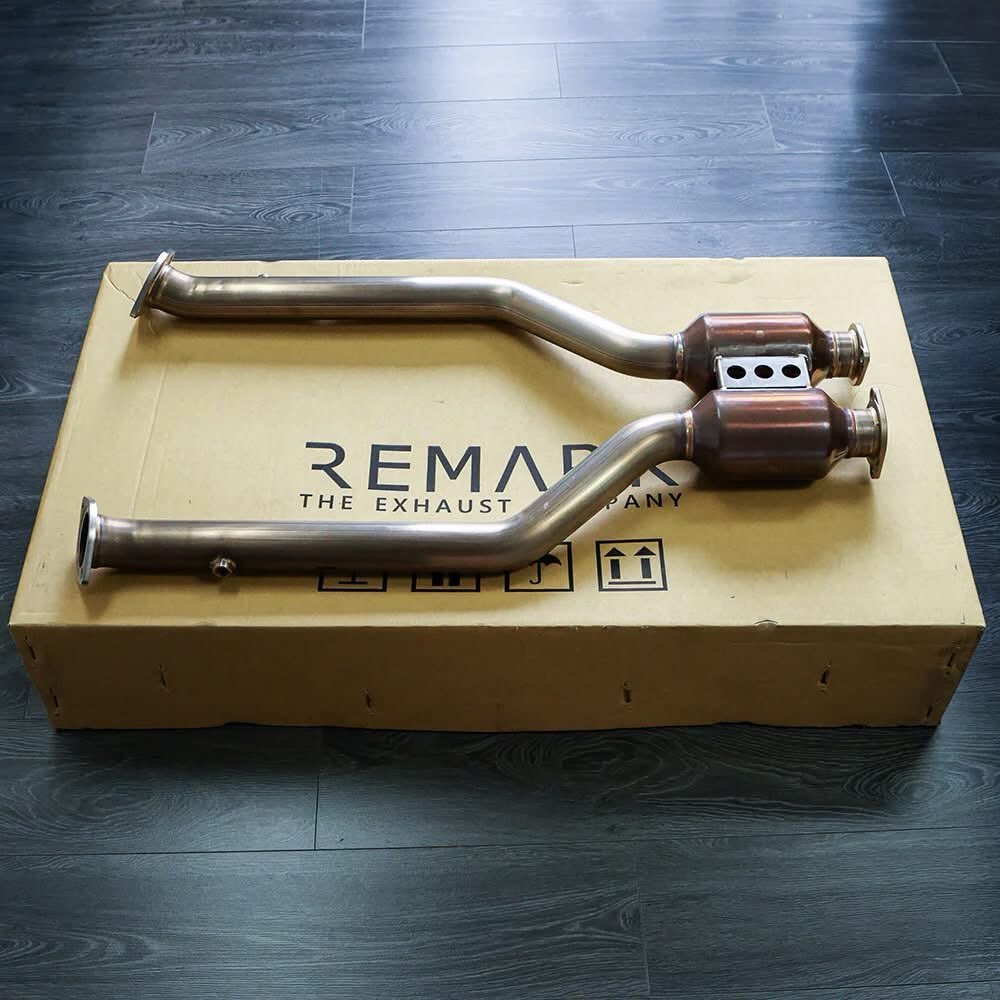 Remark High Flow Catalytic Converters Mid Pipe 21+ Lexus IS500

Part Number: RO-CPCE5

Details:

Our midpipe kit for the Lexus IS500 features dual high flow EPA approved catalytic converters. Offered with dual straight through resonators or without. 