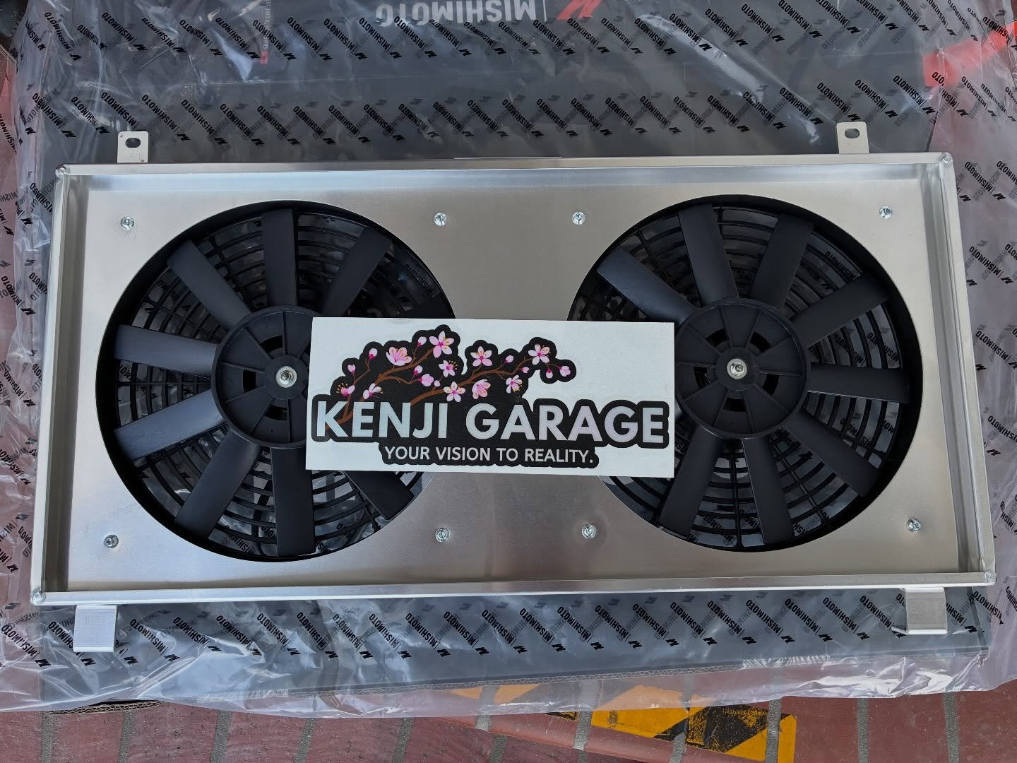Mishimoto 02-06 Acura RSX Base &amp; Type S Aluminum Fan Shroud Kit

Part Number: MMFS-RSX-02

🏎 Aftermarket Performance Parts
💰Financing available
📧 info@kenjigarage.com
📲 714-417-2698
🌎 Ship World Wide
💻 www.kenjigarage.com

#mishimoto #rsx #