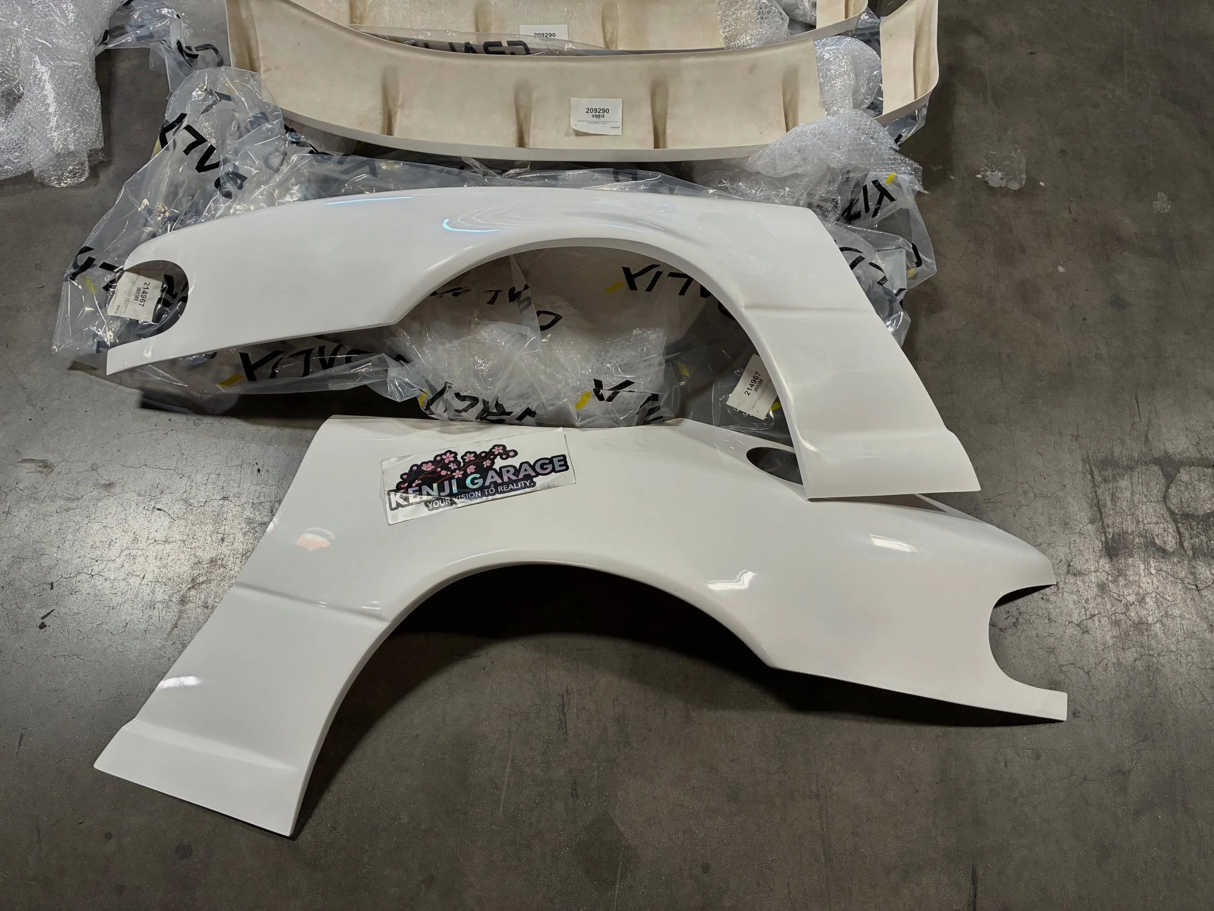 1990-1998 Mazda Miata Gralix Afterburner Fender Flares

Part Number: 214967

Details:
Gralix products are developed through rigorous vehicle-specific test fitting and quality inspection processes to provide a more consistent installation experience. 