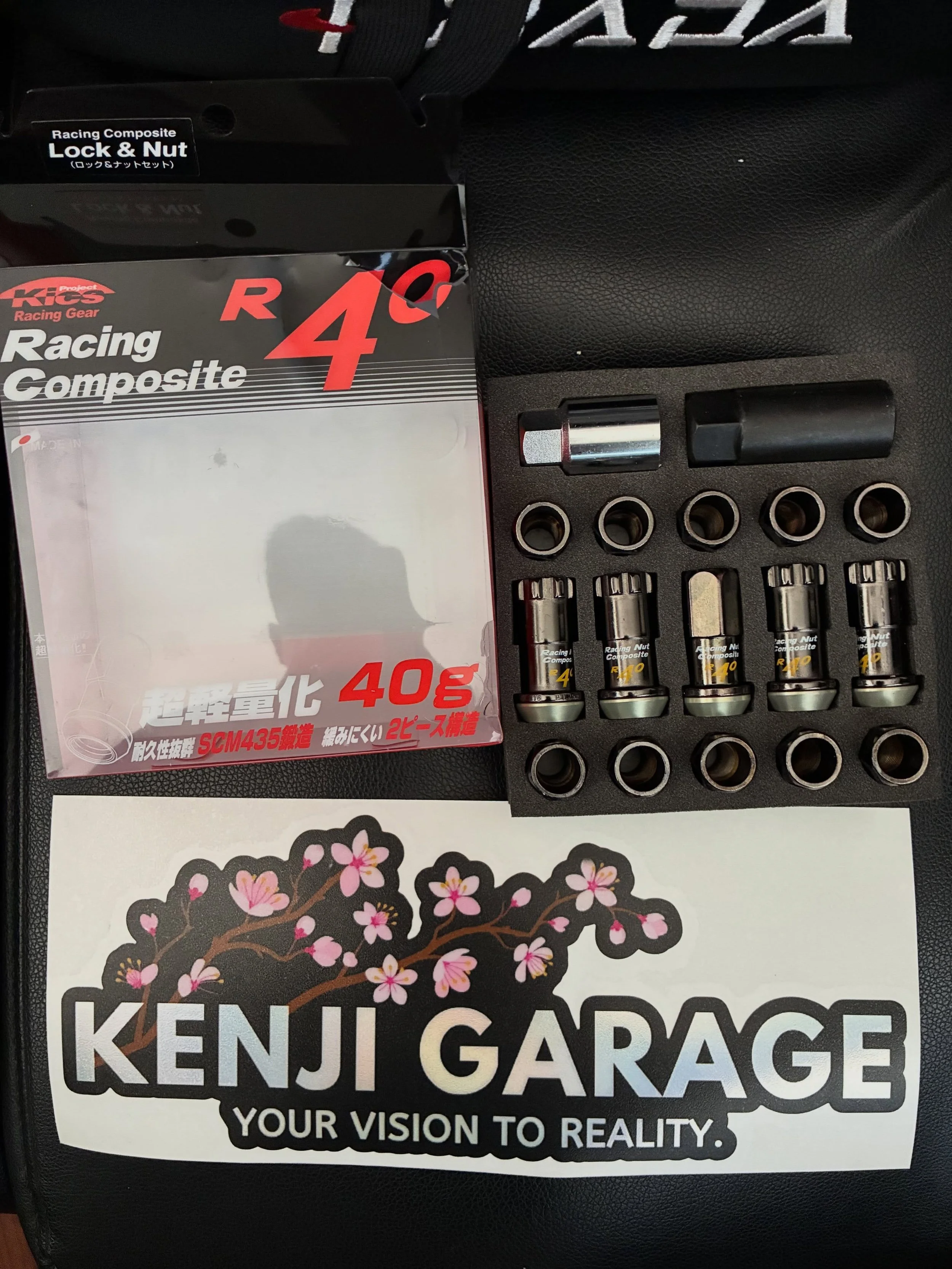 Project Kics 16+4 Locks R40 Iconix W/ Plastic Caps 

Tread Pattern: 12X1.25 / 12X1.50 / 14x1.25 / 14x1.50

Color: NeoChrome or Black

Lock:  w/Lock or w/o Lock

Caps Color: Available Black, Red, Gold, &amp; Blue

🏎 Aftermarket Performance Parts
💰Fi