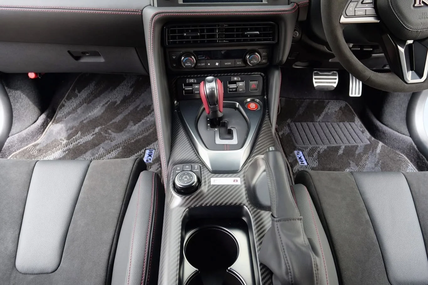 HKS FLOOR MATS 09+ NISSAN R35 FULL SET OCT LHD

Part Number: 53001-AN014

🏎 Aftermarket Performance Parts
💰Financing available
📧 info@kenjigarage.com
📲 714-417-2698
🌎 Ship World Wide
💻 www.kenjigarage.com

#nissangtr #gtr35 #kenjigarage #gtr #h