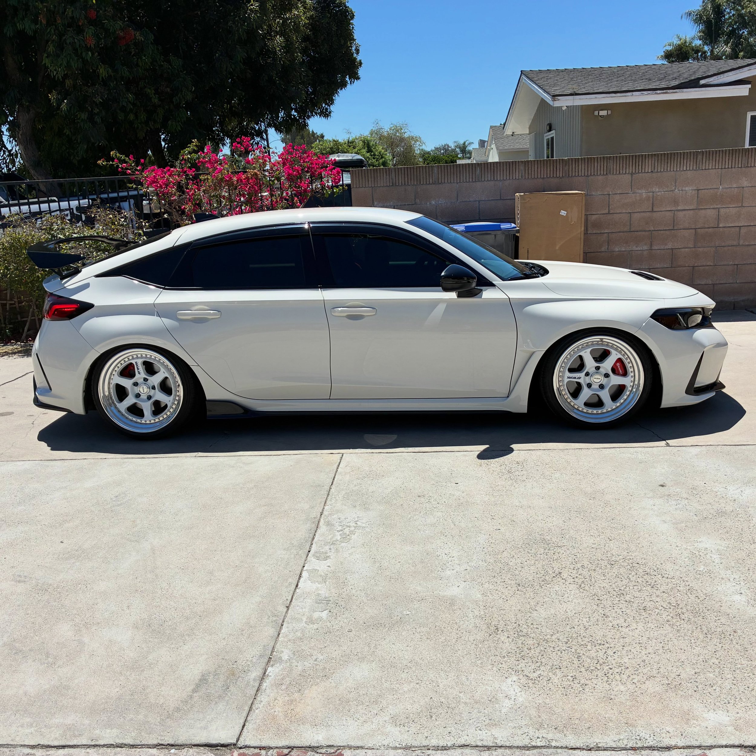 Client Type R 

🏎 Aftermarket Performance Parts
💰Financing available
📧 info@kenjigarage.com
📲 714-417-2698
🌎 Ship World Wide
💻 www.kenjigarage.com

#fl5typer #civictyper #civictyperfl5 #fl5 #kenjigarage