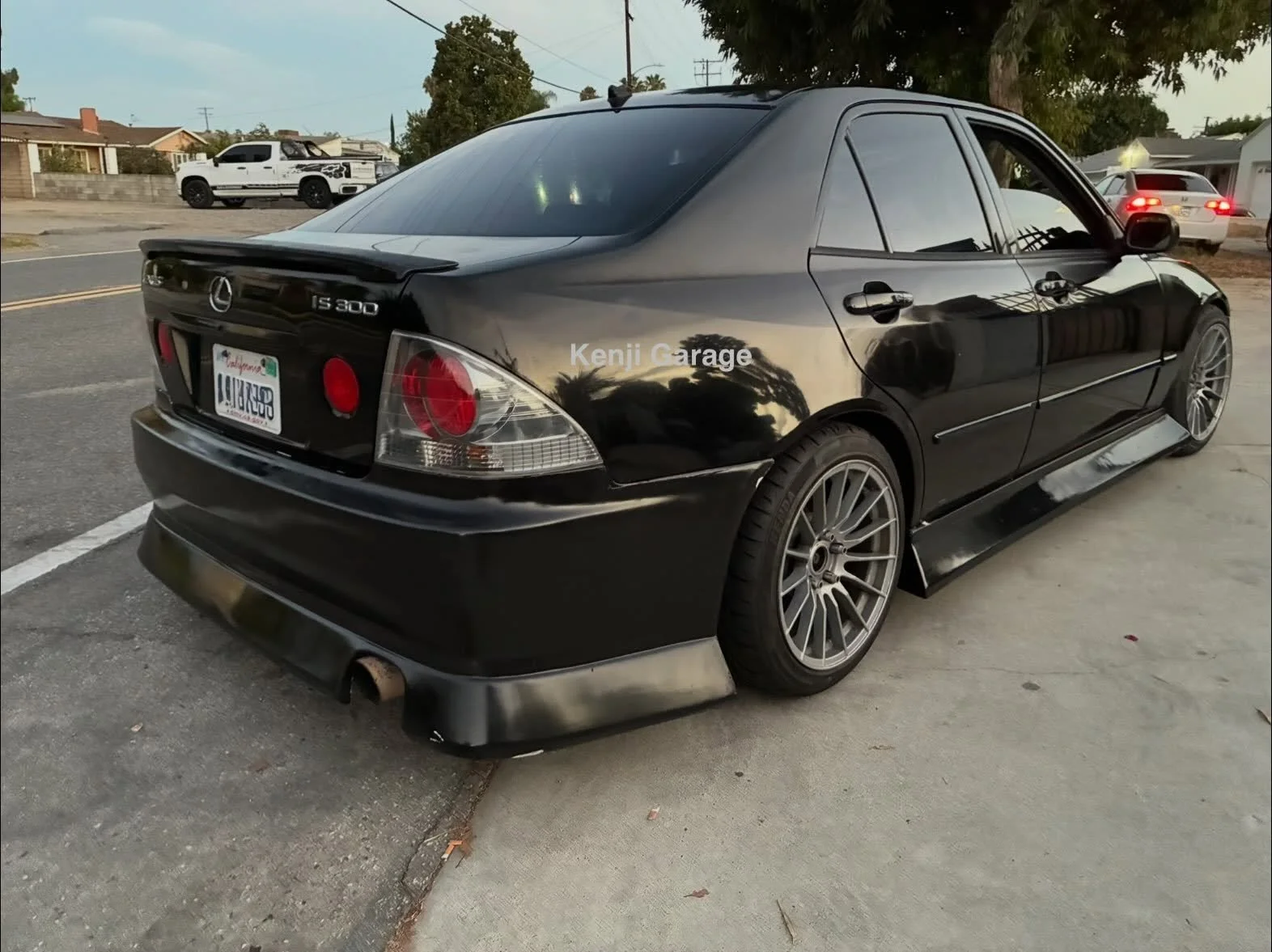 2000-2005 Lexus IS Series IS300 Sedan Duraflex B-Sport Rear Bumper Cover - 1 Piece

Part Number: 109600

🏎 Aftermarket Performance Parts
💰Financing available
📧 info@kenjigarage.com
📲 714-417-2698
🌎 Ship World Wide
💻 www.kenjigarage.com

#is300 