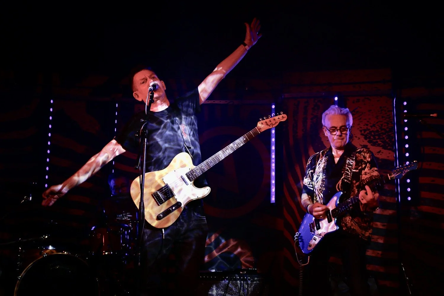 Interview: The Ruby Tears - NEVER GONNA BE (Like It Is On TV)