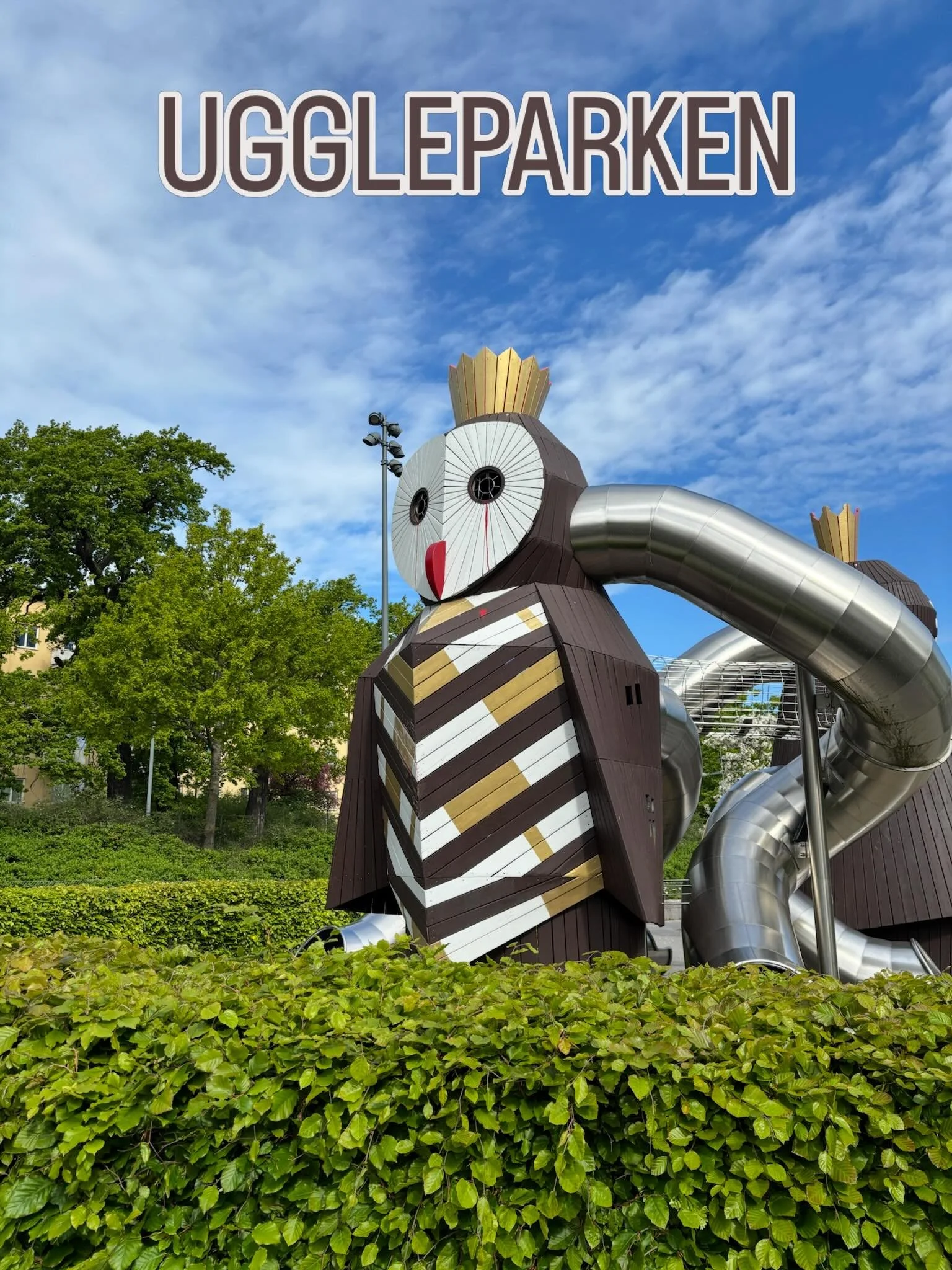 Idag var yngrebarnsavdelningen Villan i Kristinebergs slottspark! F&ouml;r att uppm&auml;rksamma f&ouml;rskolans dag tog vi tunnelbanan till uggleparken. D&auml;r v&auml;ntade sp&auml;nnande milj&ouml;er som bj&ouml;d in till nyfikenhet och utforskan