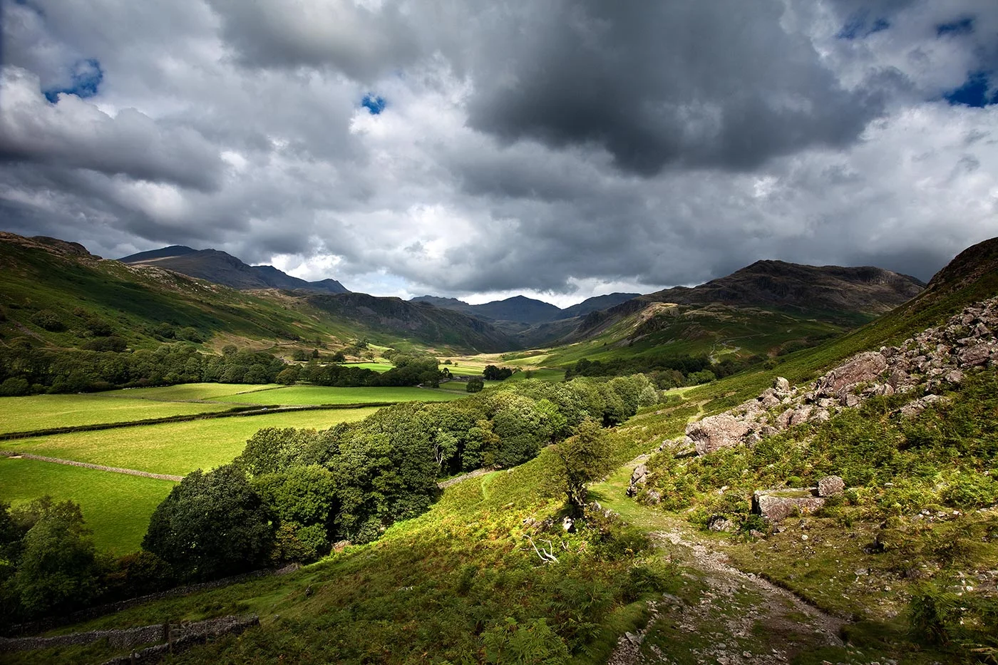 Esk-Valley-from-Harter-Fell.jpg