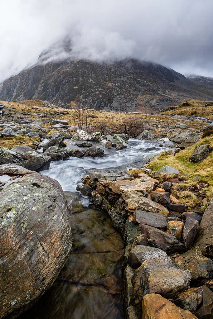 Afon-Idwal-flows-Towards-Pen-yr-Ole-wen-On-A-Moody-winters-day.jpg