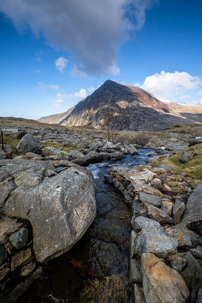 The-Eruption-On-Pen-yr-Ole-wen-On-A-Summers-Day.jpg