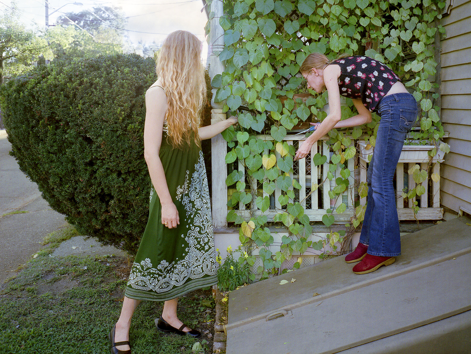 Lorelei, in the garden with Sky / 2012
