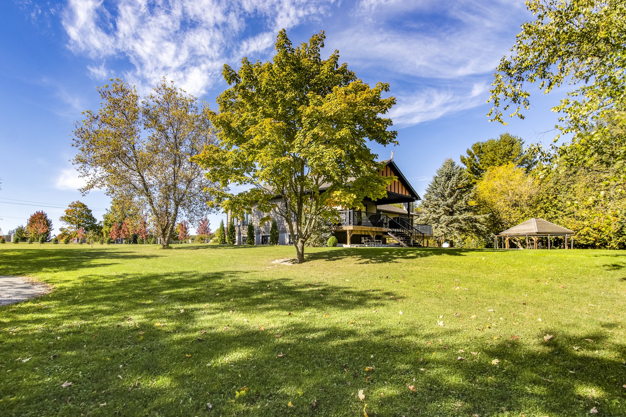56.  399 Dawson's Sideroad.JPG