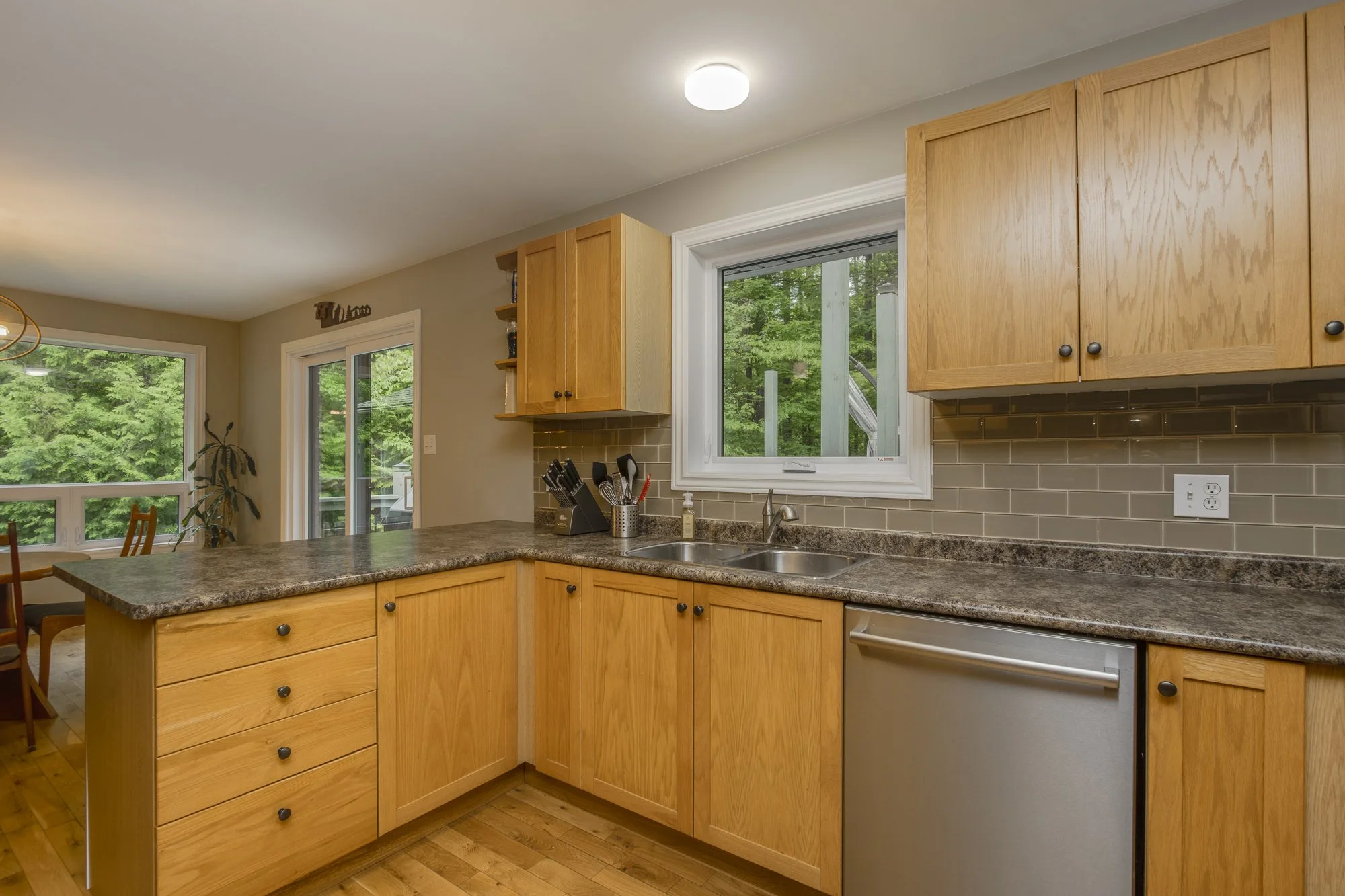 16.  2367 McDonald Rd.JPG