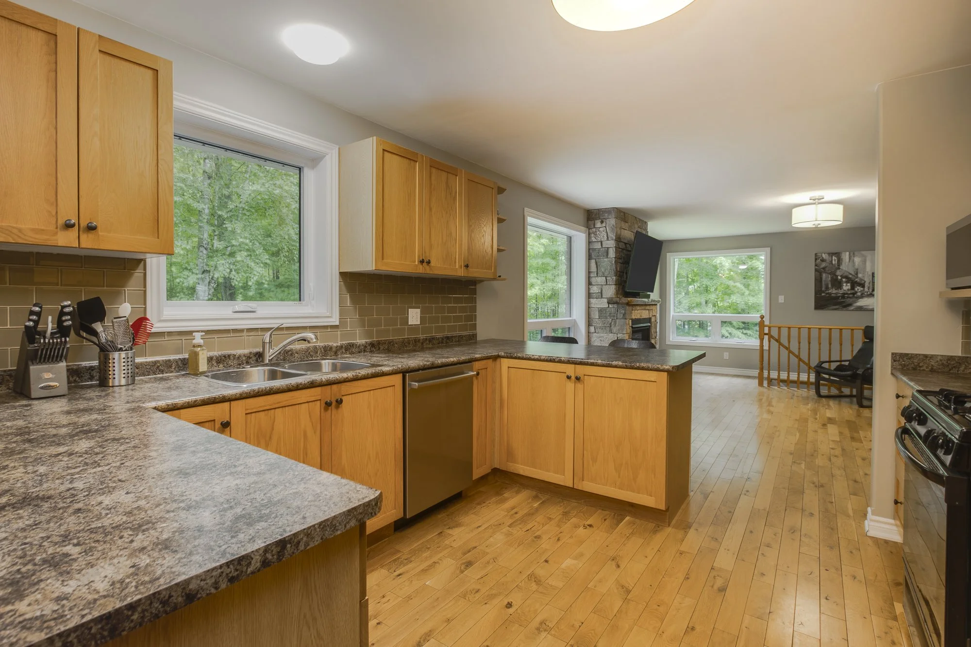 17.  2367 McDonald Rd.JPG