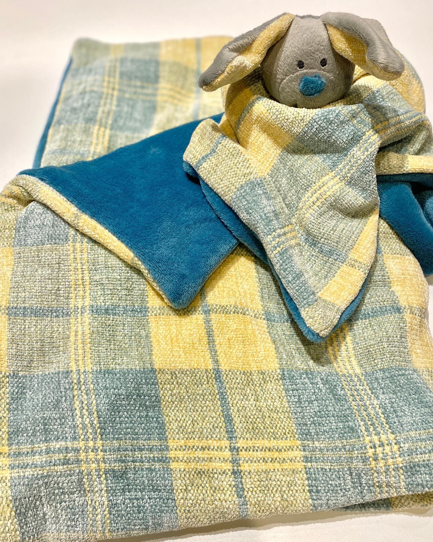 Baby blankets are here and brand new to lexWeaving! Add an additional matching Willow Bean lovey which will make a perfect gift for a new bundle of joy. 
.
.
.
.
#babygift #handmade #weaving #babyshower #babyblankets #securityblanket #loveyblanket