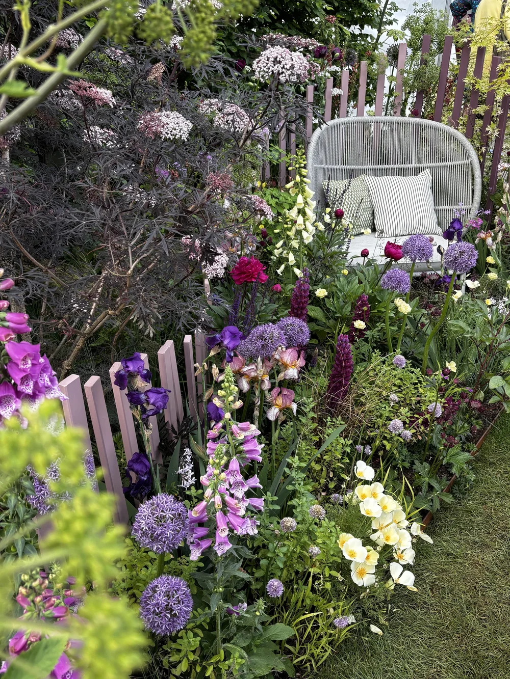 Garden Design by Julia Hill &amp; Sophie Knittel