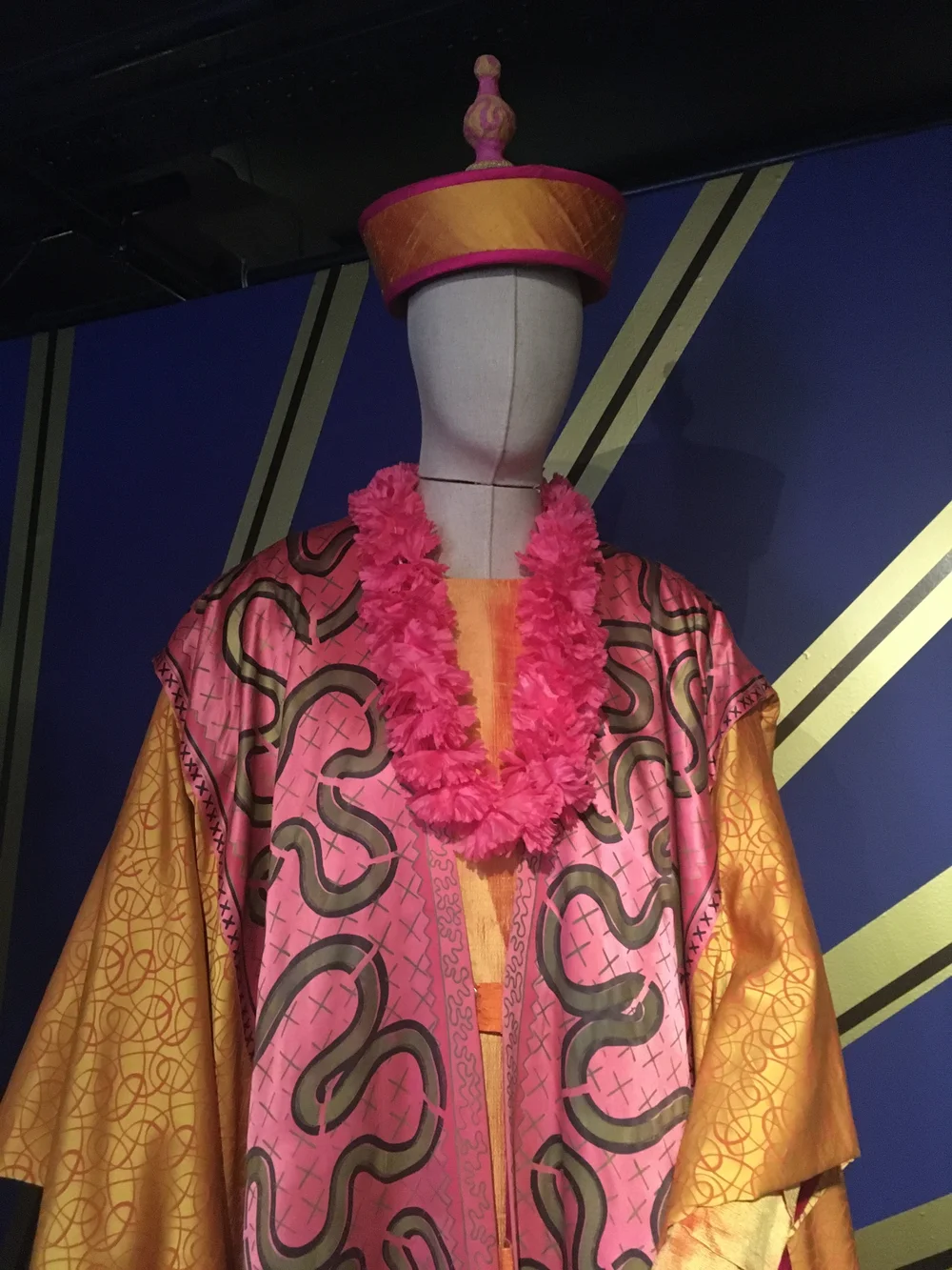  AT THE OPERA In 2000, Zandra Rhodes began to design costumes for the San Diego Opera's new production of The Magic Flute This would be the first of three major opera productions that Rhodes would be involved in. From the costumes in The Magic Flute,