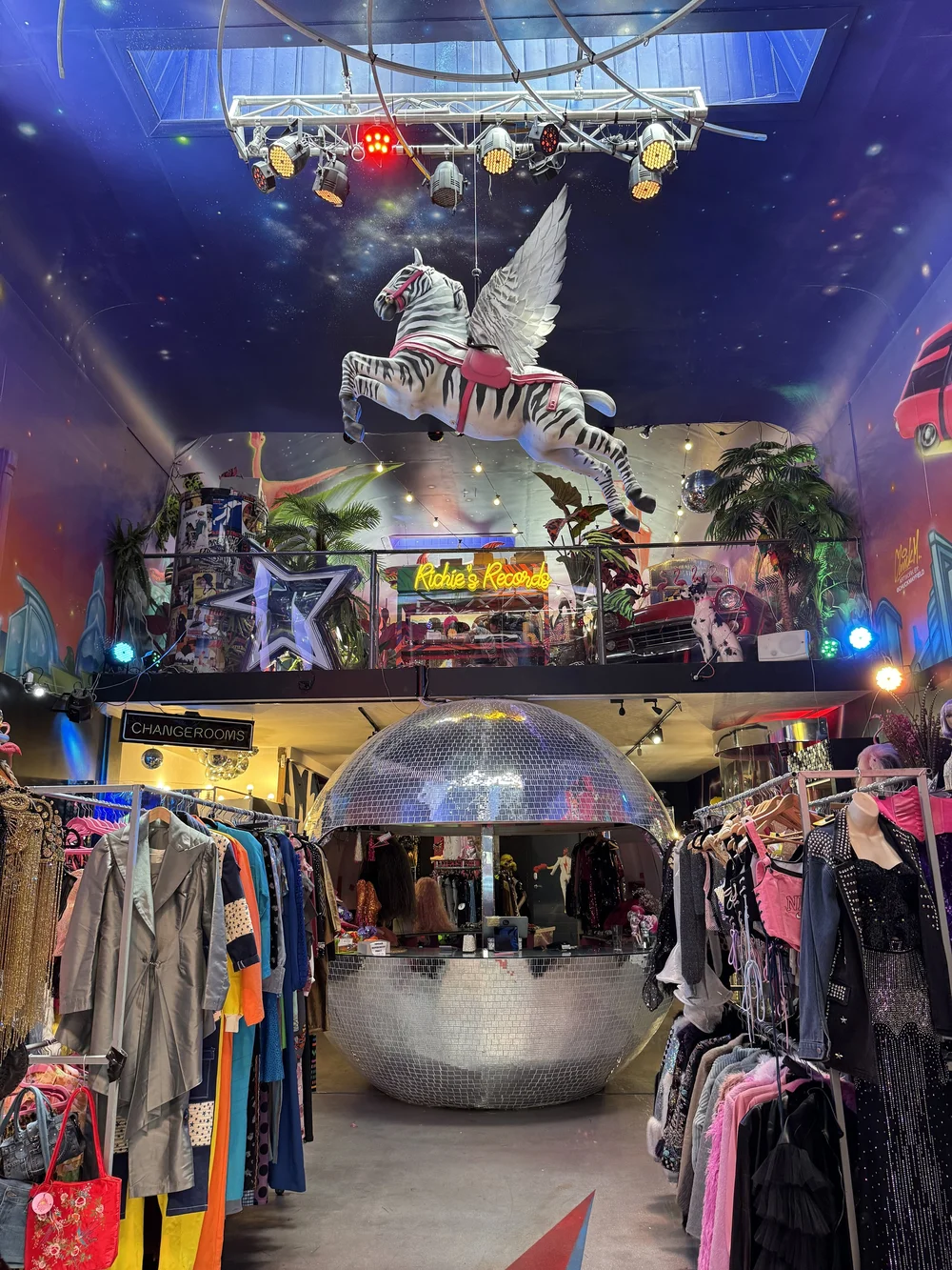 Glitter Ball till area, Vintage Garage Melbourne