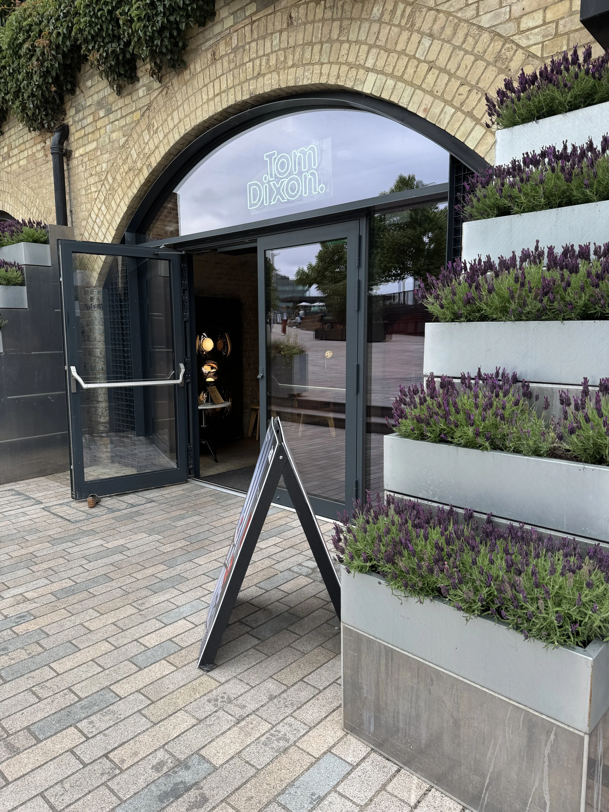Tom Dixon Entrance