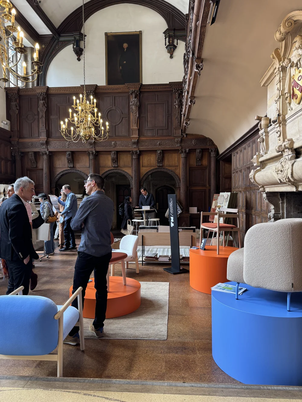 Leader Contract Display at Clerkenwell