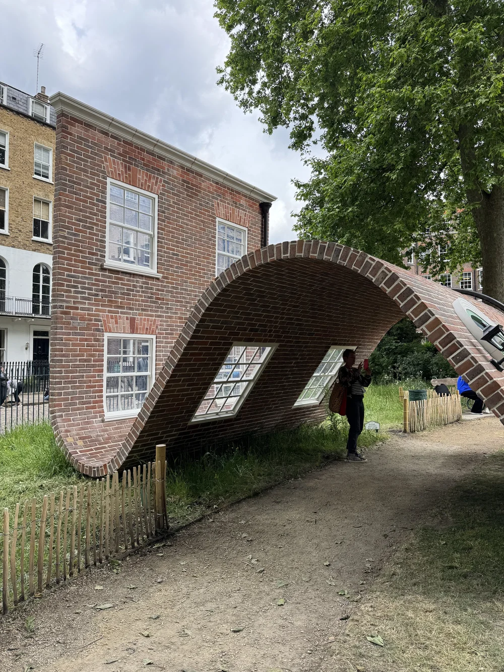 Arch view -A week at the Knees by Alex Chinneck