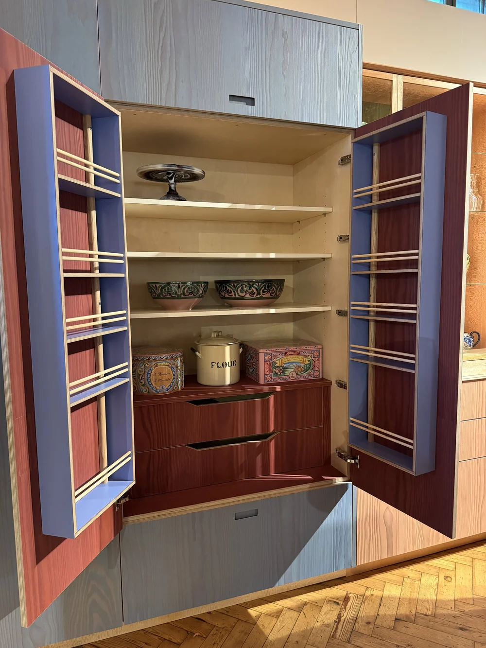 Pluck, Shorten &amp; Hansen cabinet