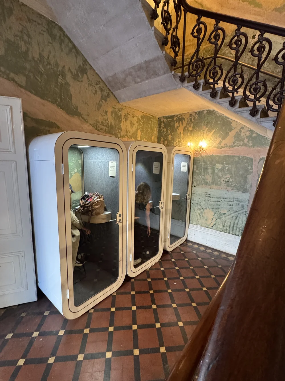 privacy pods at Old Sessions House
