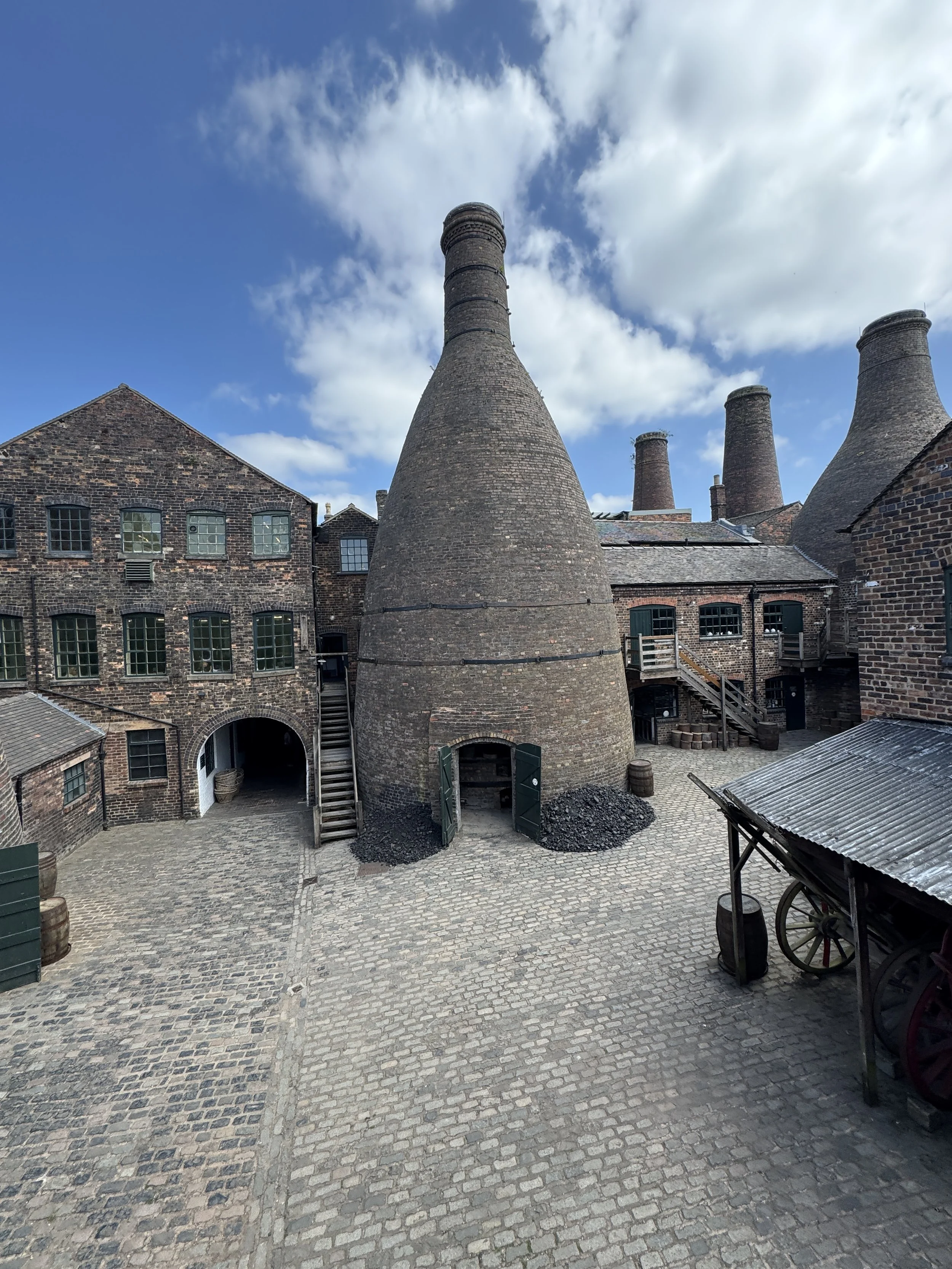 Gladstone Pottery Museum – An Unexpected Highlight on Our Journey Home
