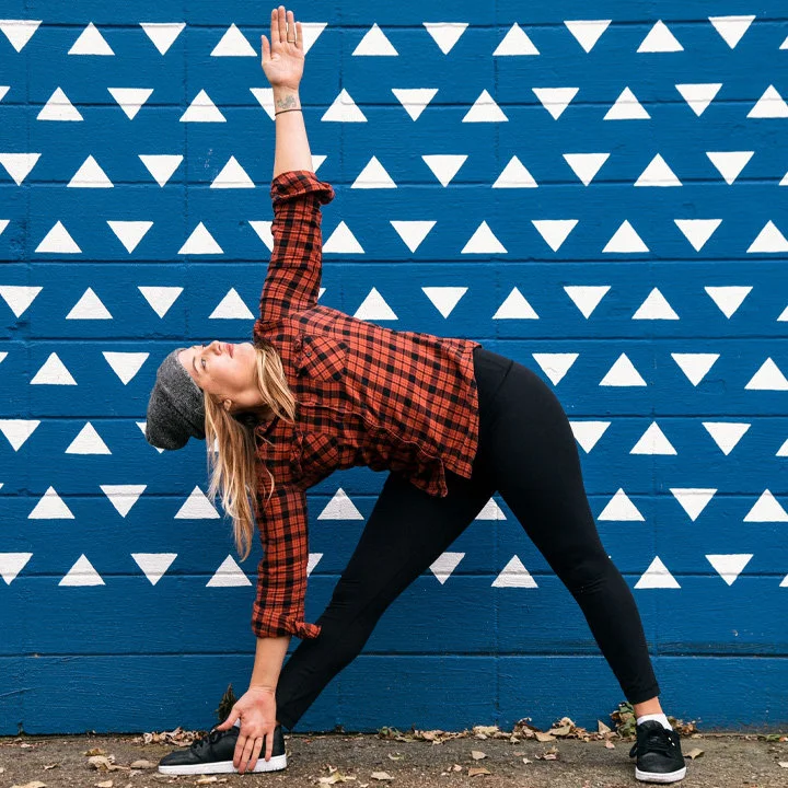 Liquor.com | Should Bartenders Stretch Before Their Shift? Yes. And this is Why. 