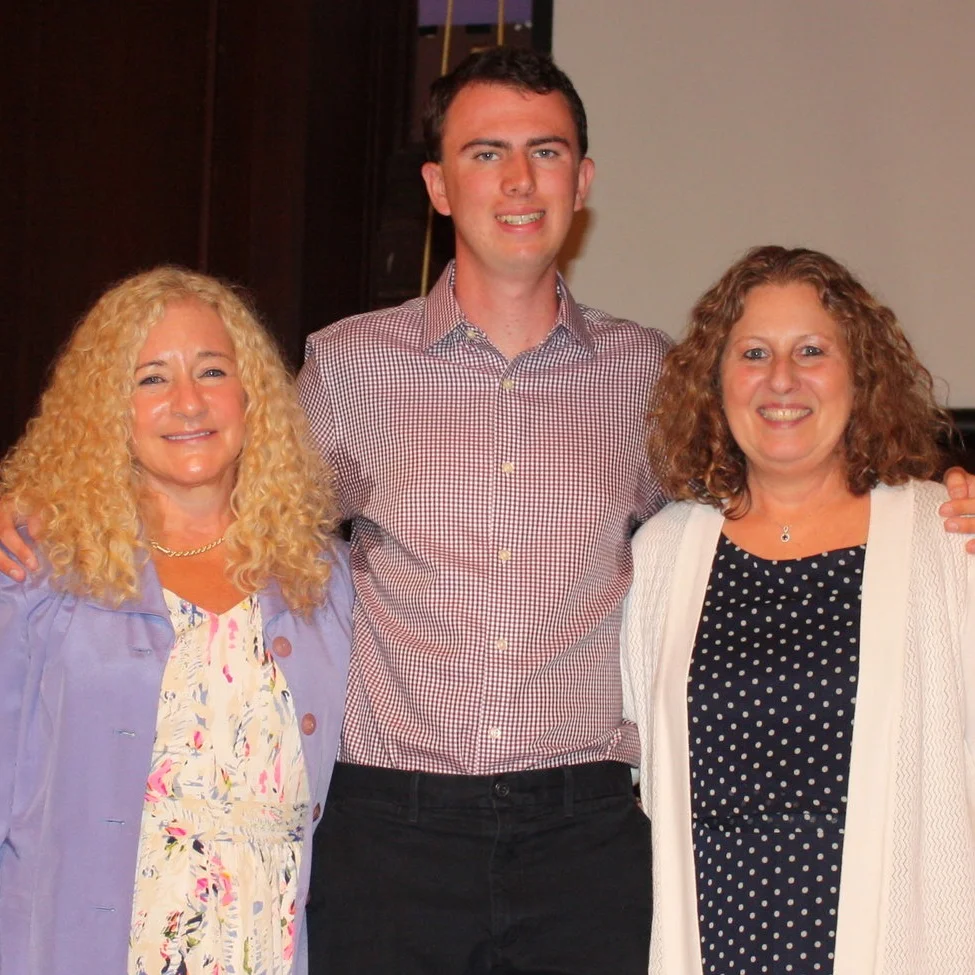 Andrew Isaacson ’11