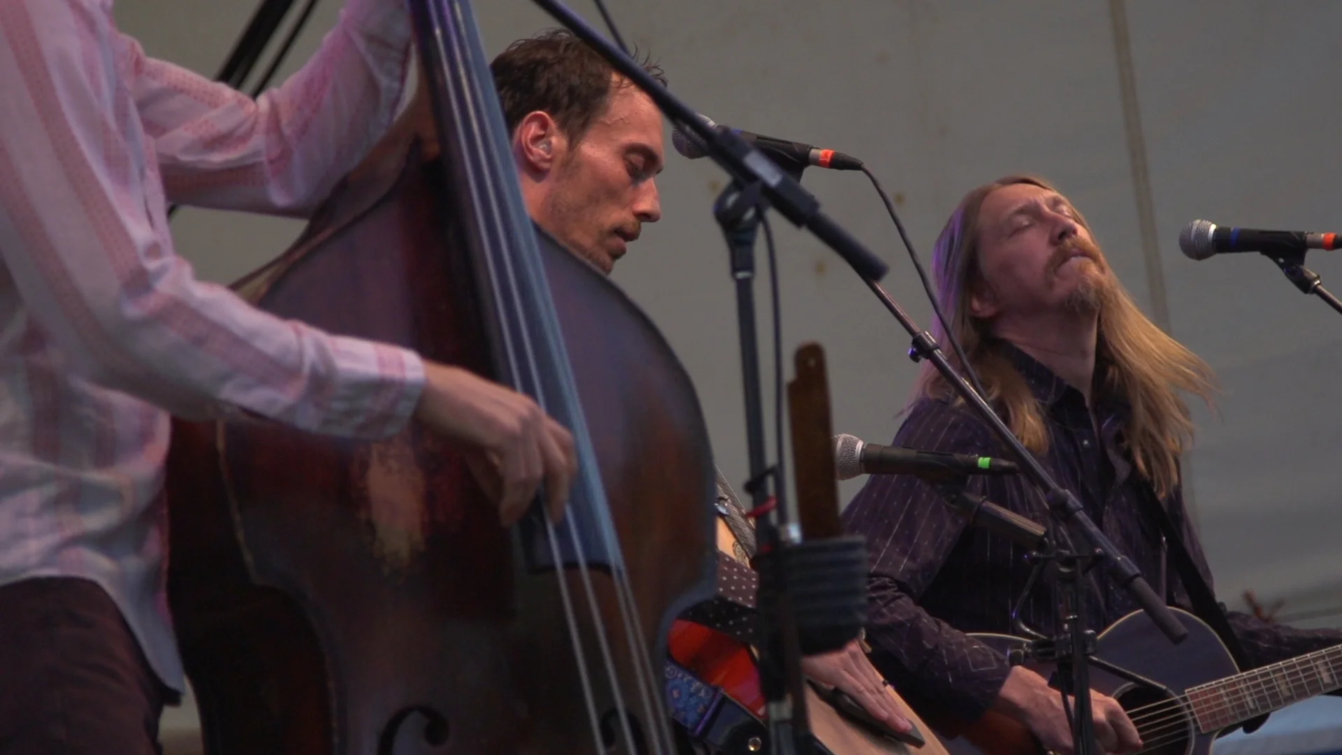 Tune Room: Wood Brothers