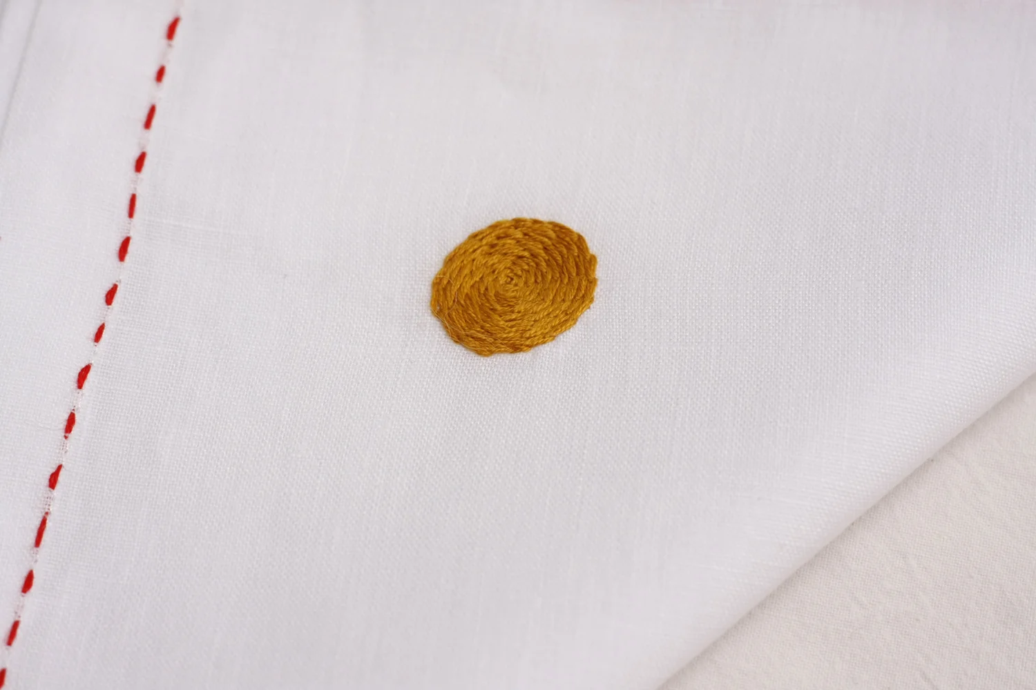 table_linen_polka_blanc37.jpg