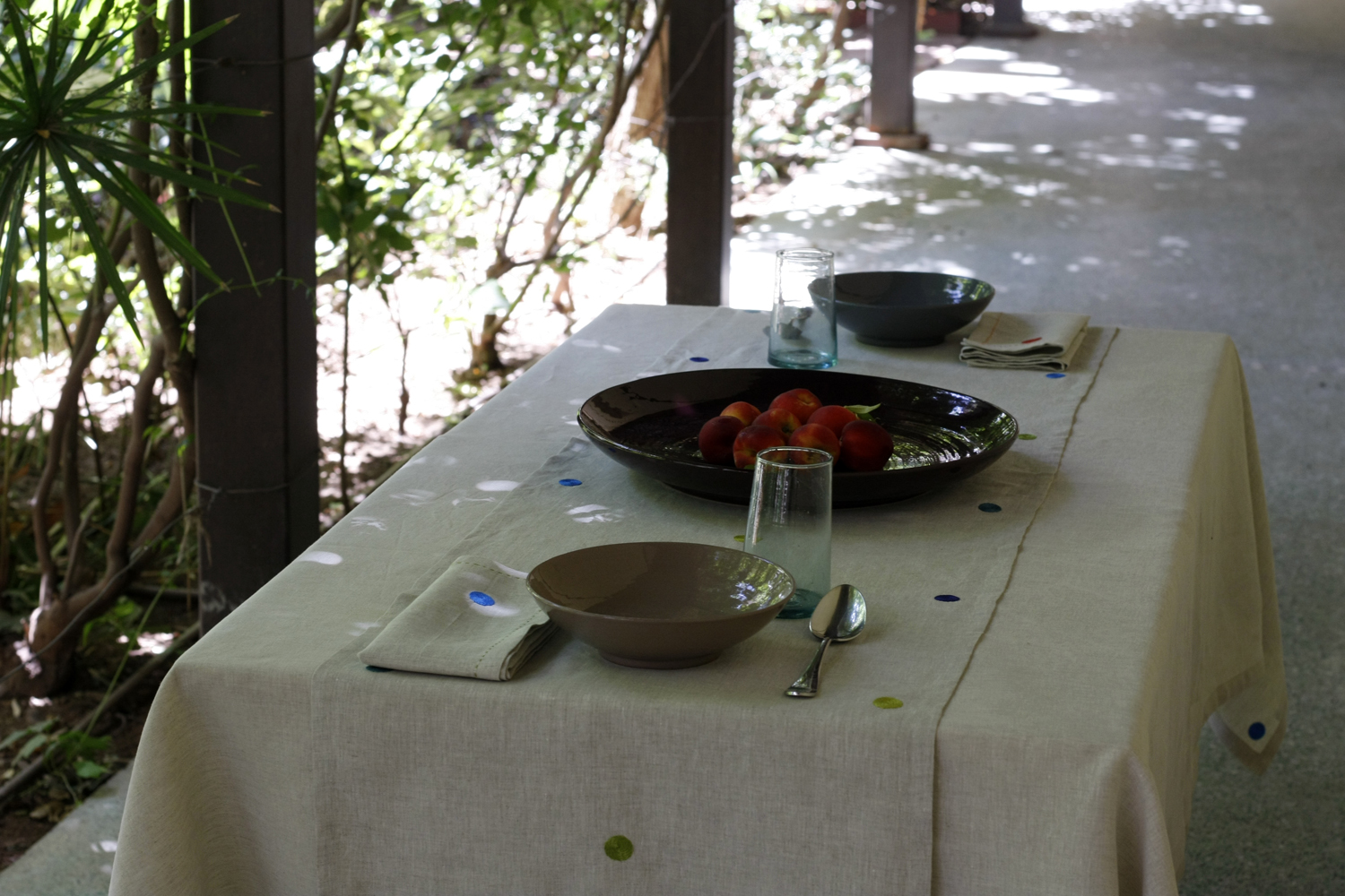 table_linen_polka_nature8_main.jpg