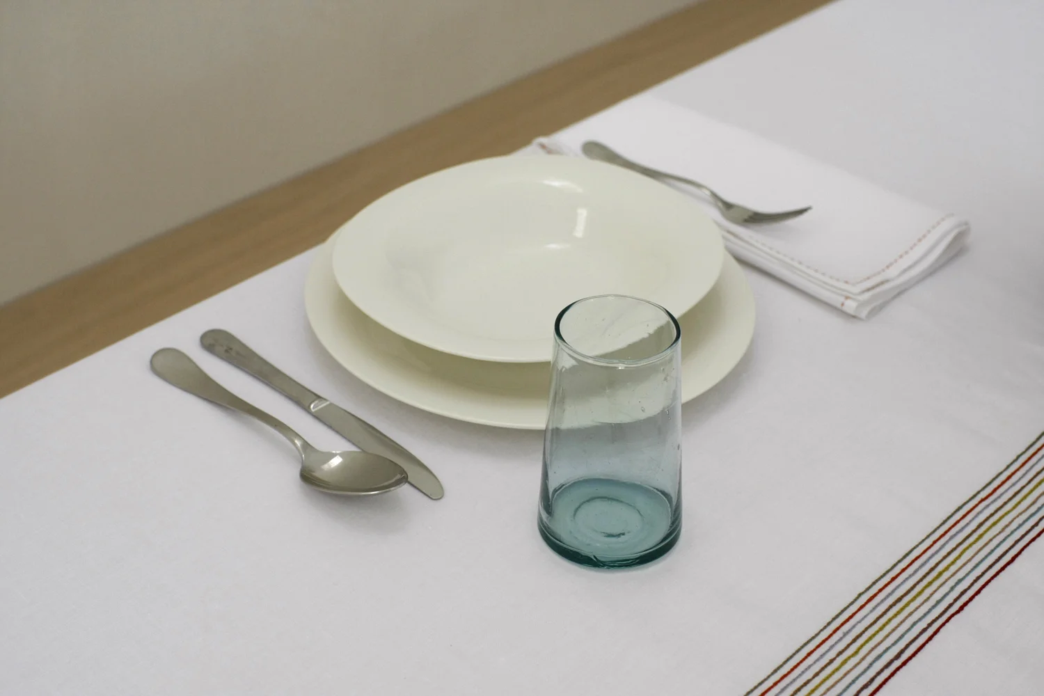 table_linen_Lalla_red_big21_.jpg