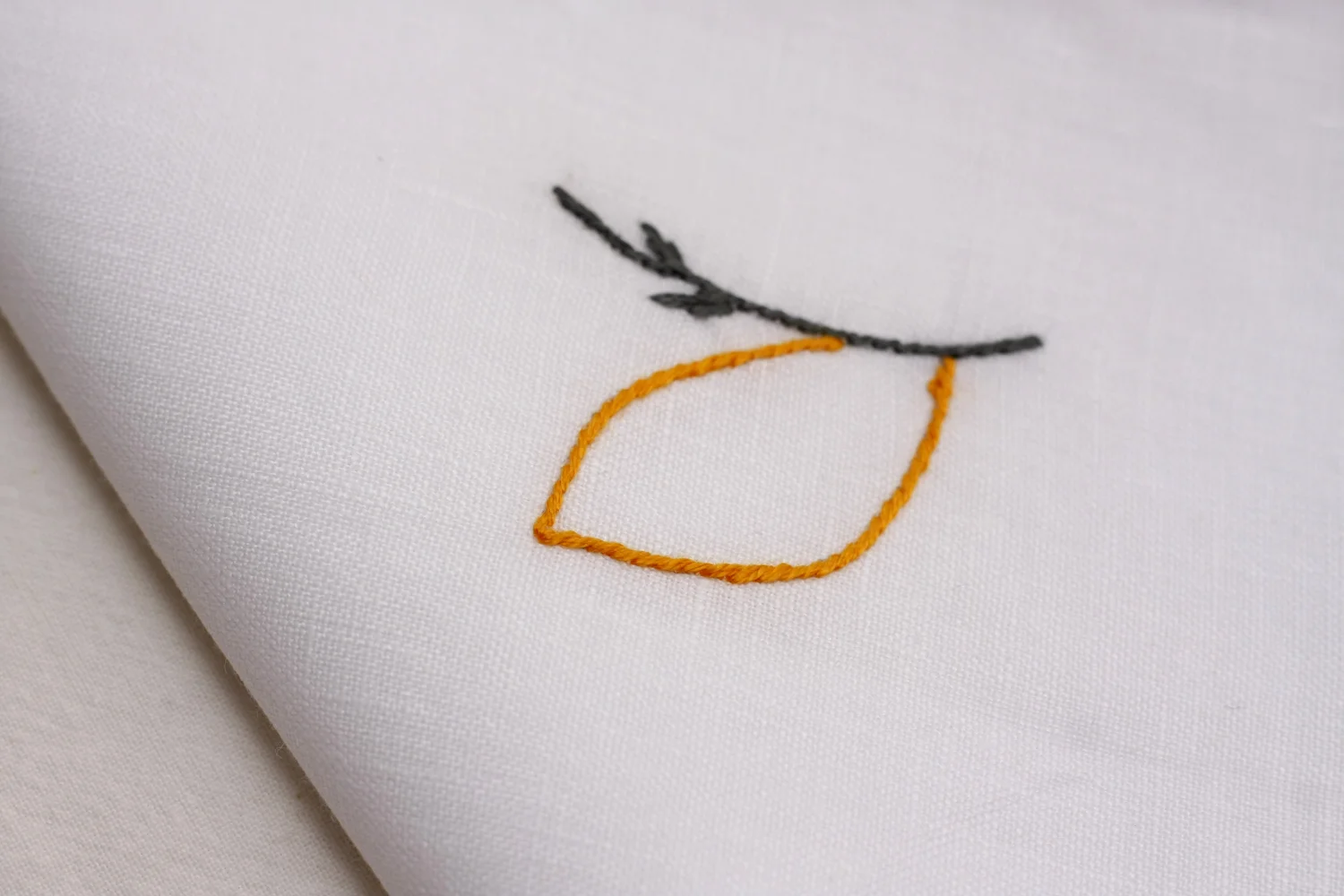 table_linen_Andrea_blanc43.jpg