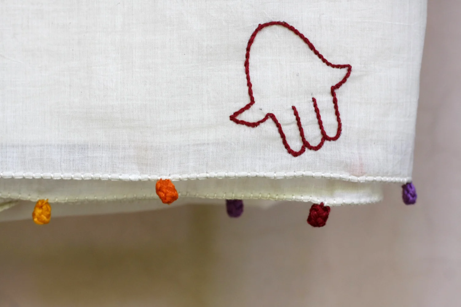 Chale_Hand_6_.jpg