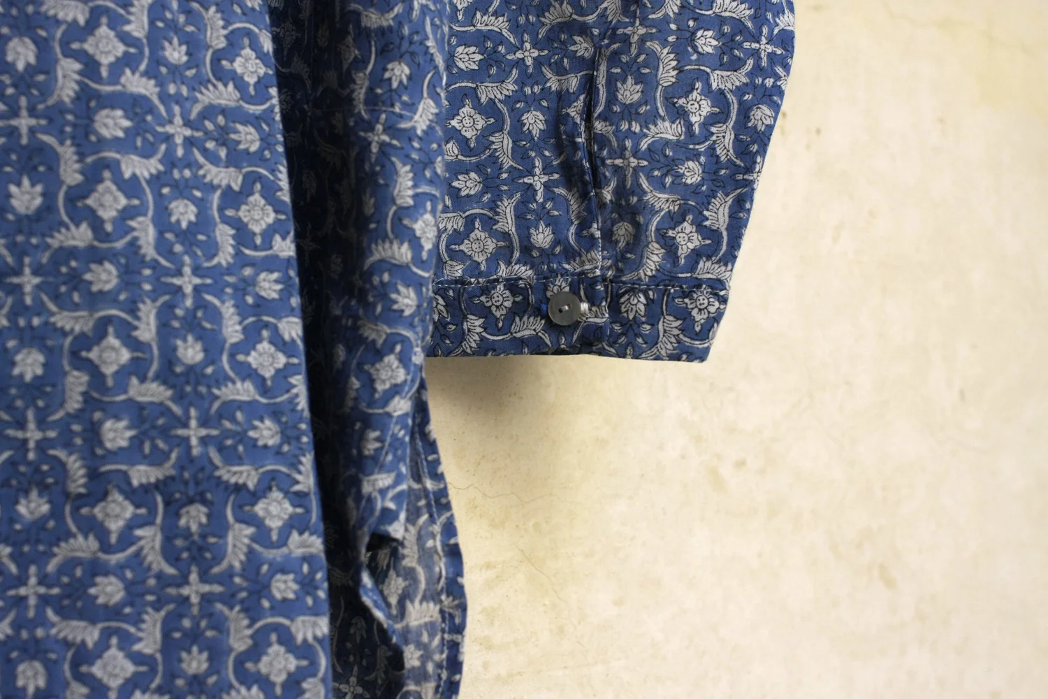Women_Hakima_bleu_fleur_5_.jpg