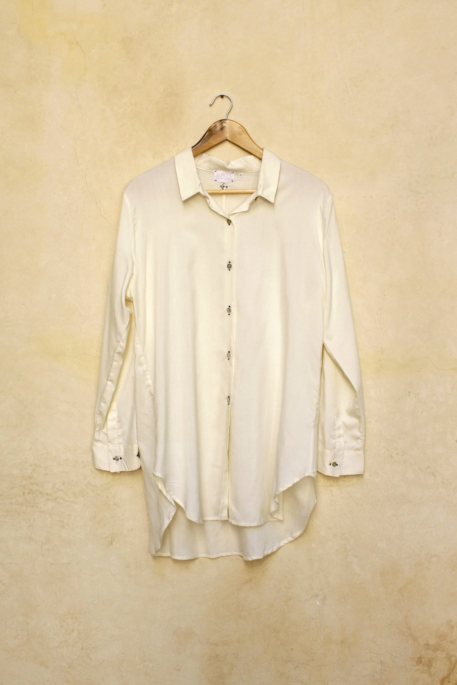 Women_Lina_Uni_soie_creme1_main_.jpg