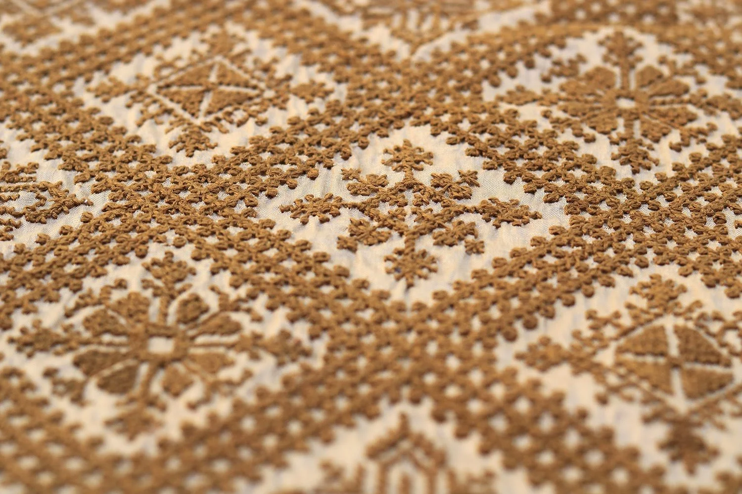  ALNOUR UNIQUE ART OF EMBROIDERY  Made by Khadija Bounous 