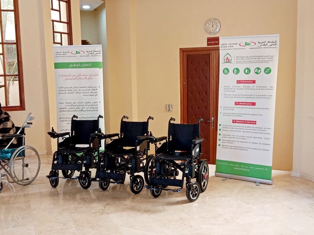 Regarding social activities, Alnour association was informed that the Municipal Council of Marrakech, electric and manual wheelchairs are distributed free of charge to people in vulnerable situations, in particular to students and women.
.
Concernant