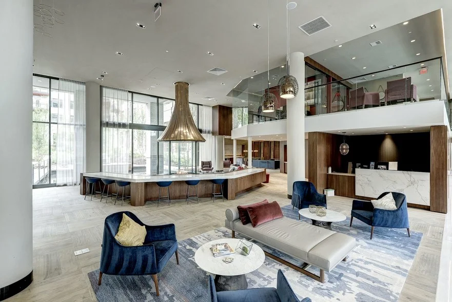  LOBBY AREA 