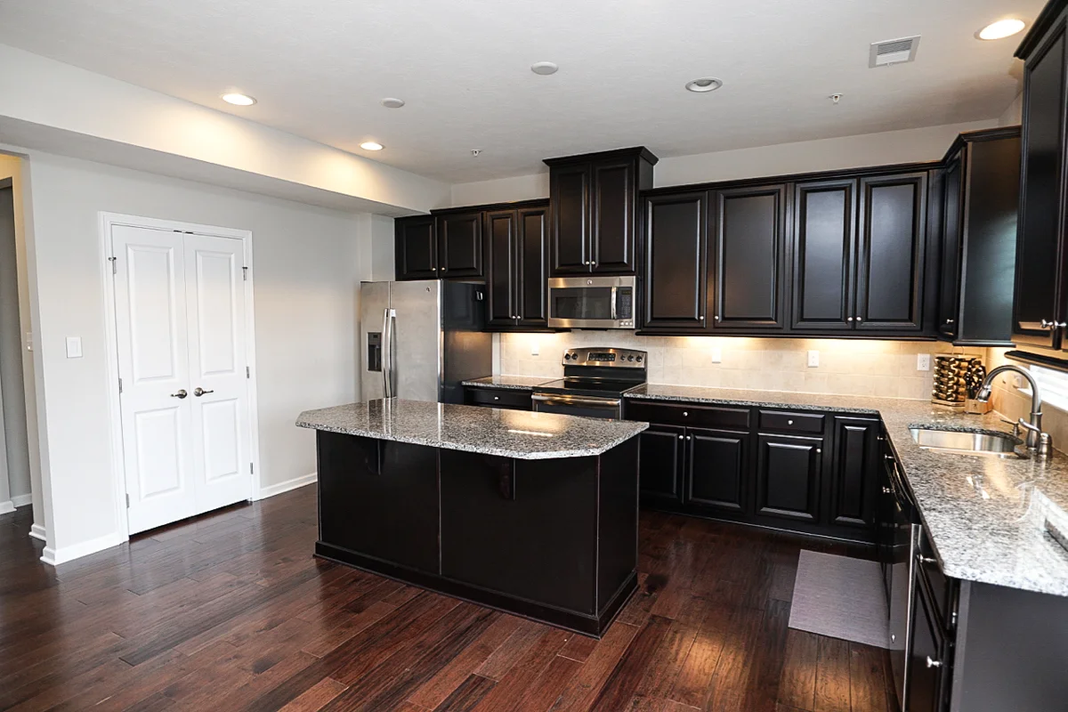 602_Broadmore-21.jpg