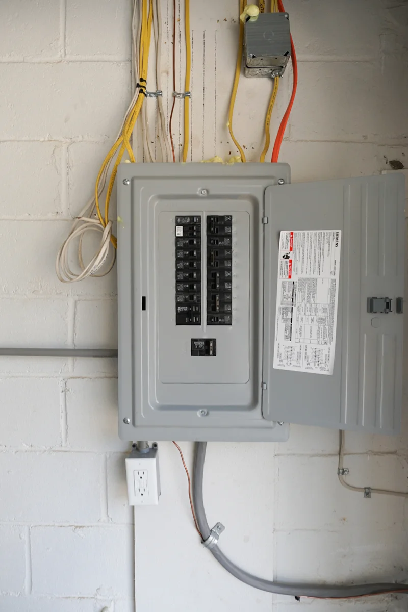 340ServiceWay-3.jpg