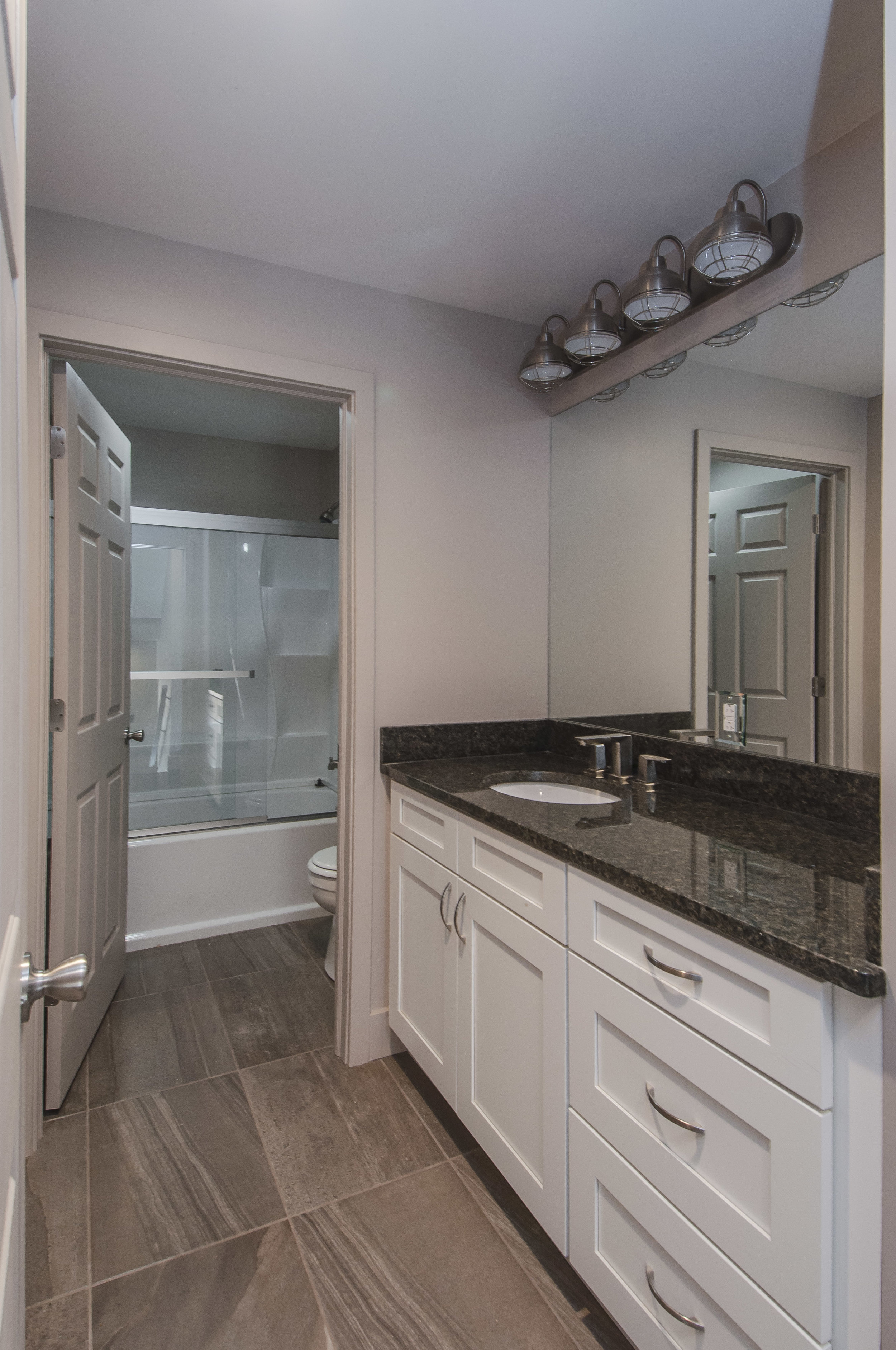 921 N St Clair - Listing Photos-46.jpg