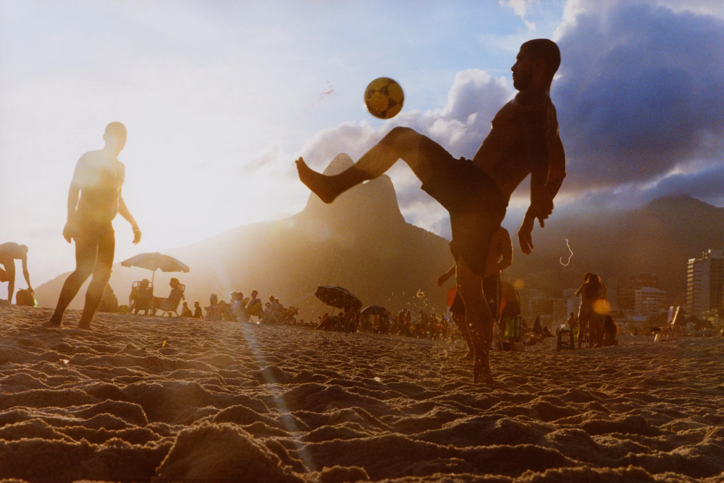 012BR_1_SOCCER.jpg