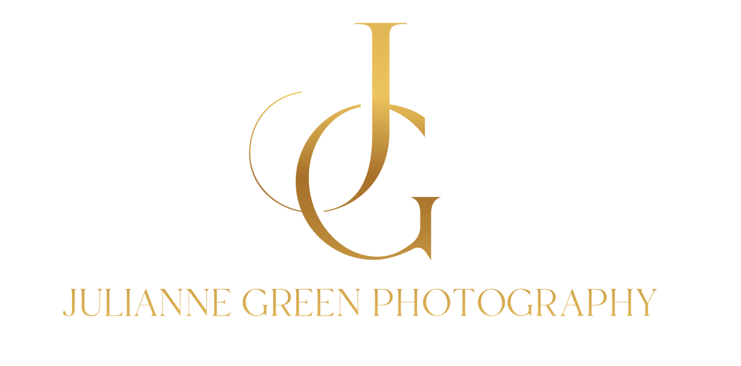 Photographer, Julianne Green based in Downers Grove, IL offers award winning photography and life-long memories. 