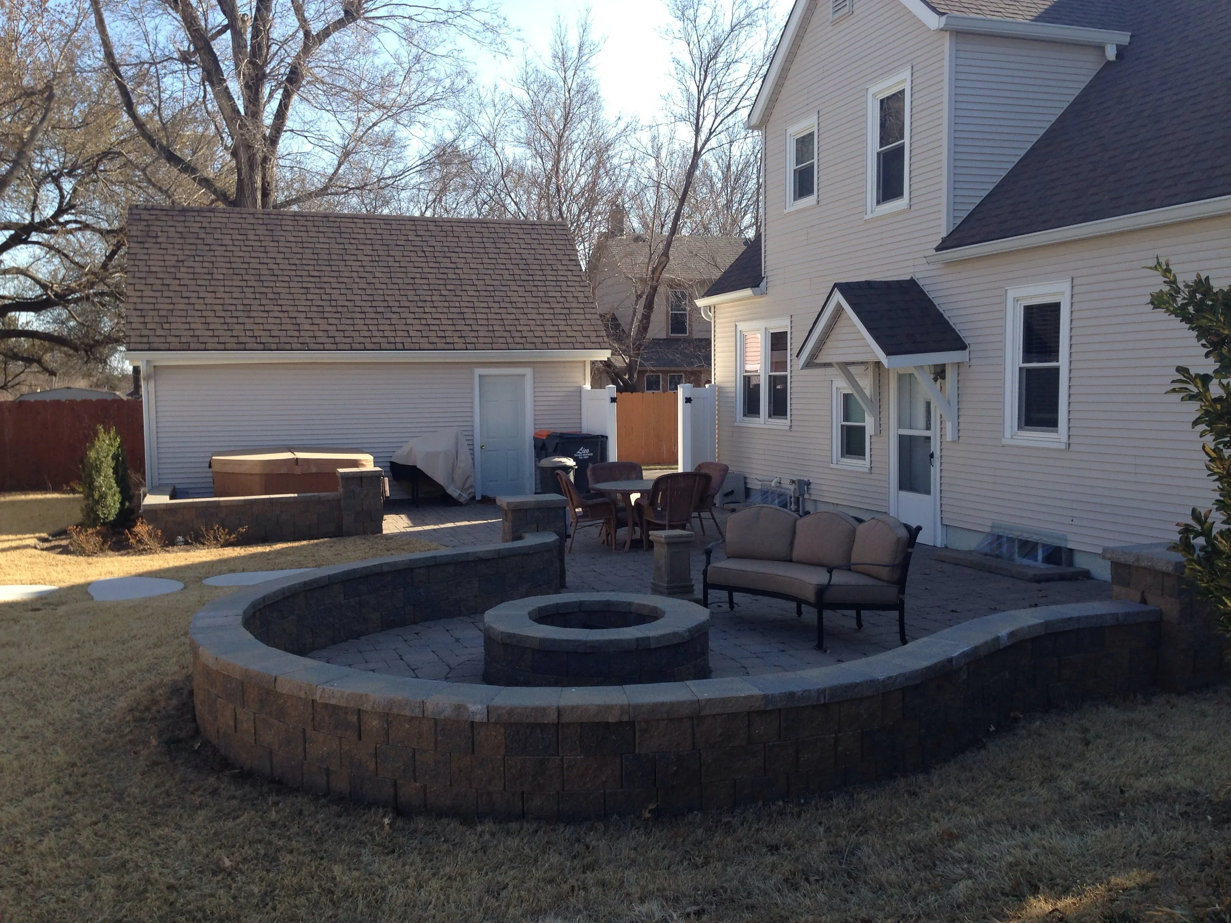 FIRE PIT / PATIO PHOTO