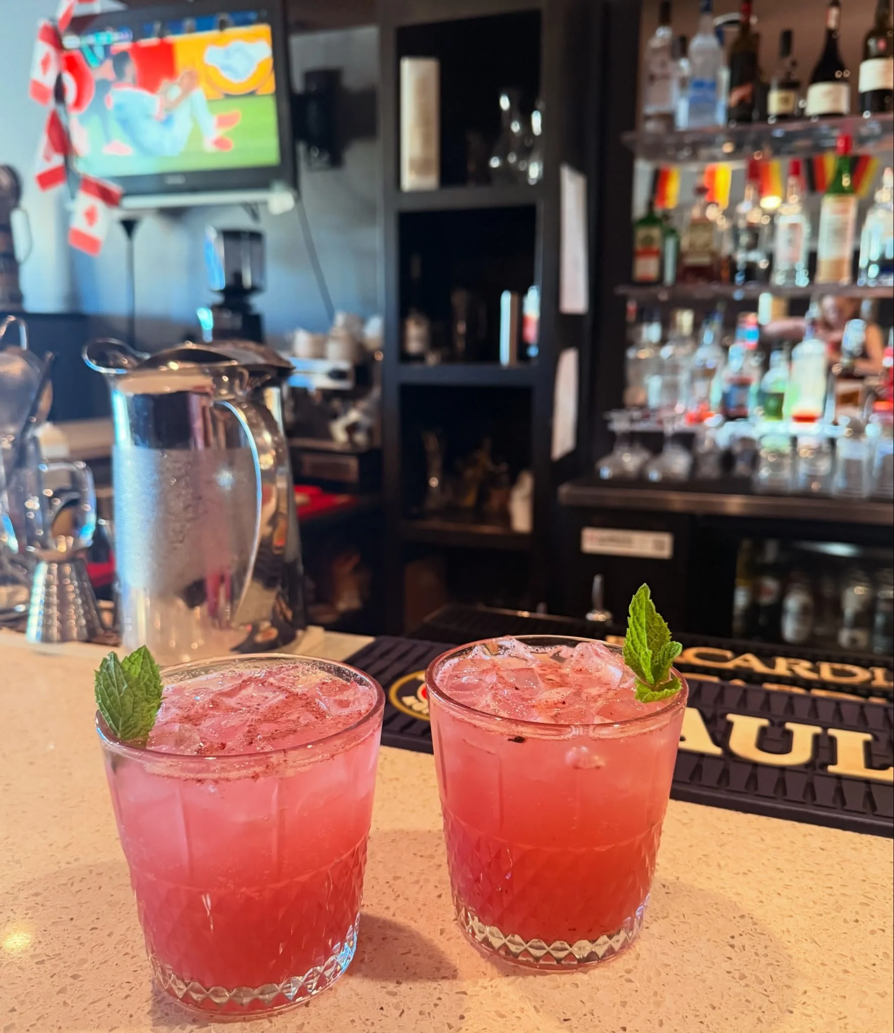 Blackberry mint gin gizz.jpeg