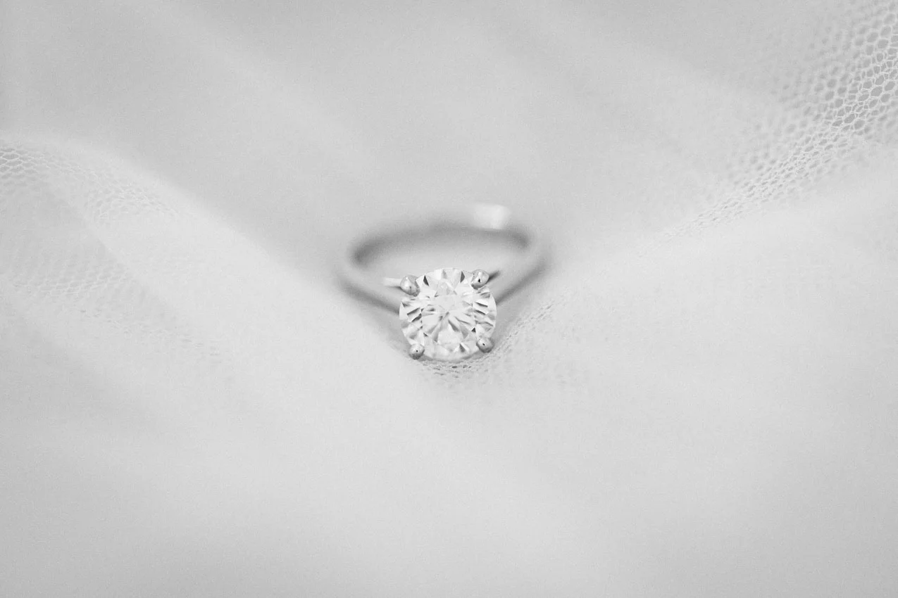 Mona Surfrider Hawaii wedding photography by the DeJaureguis